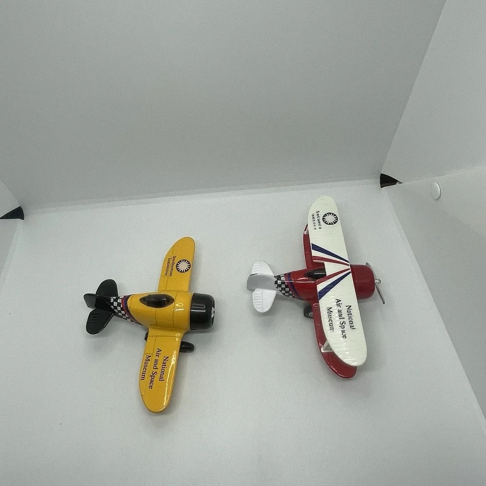 LOT OF 2 Planes Metal‎  One Yellow One Red Grey Air And Space